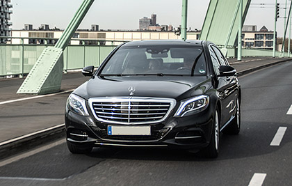 Royal Black Transfer Chauffeurservice