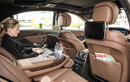 Royal Black Transfer Chauffeurservice